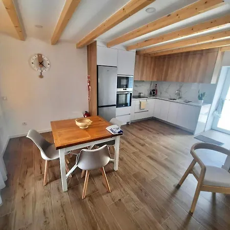 Zeca Holidays-atalaia Water Fall * Lourinhã