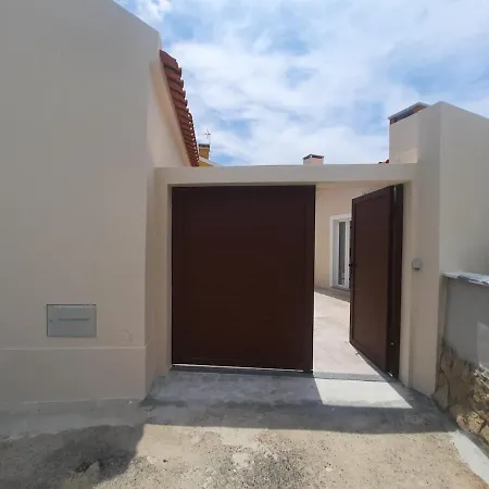 Zeca Holidays-atalaia Water Fall Сasa de vacaciones Lourinhã