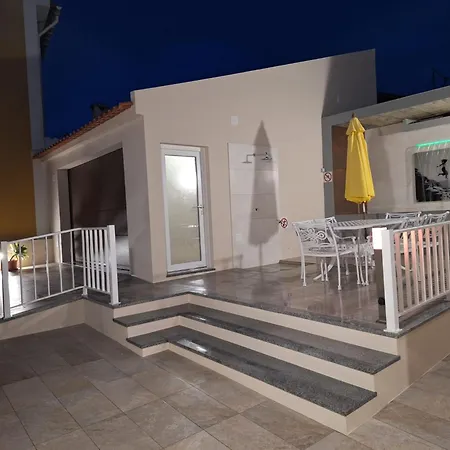 Vakantiehuis Zeca Holidays-atalaia Water Fall